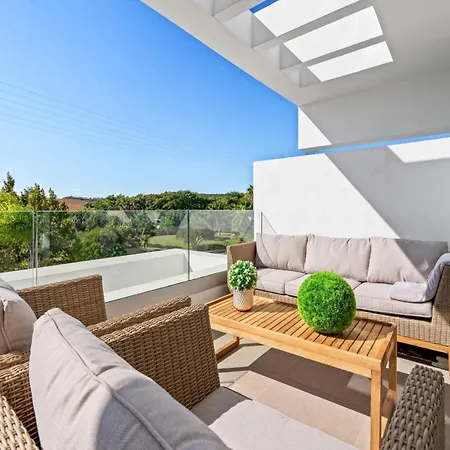 Apartmán Chic Casares Penthouse With Solarium
